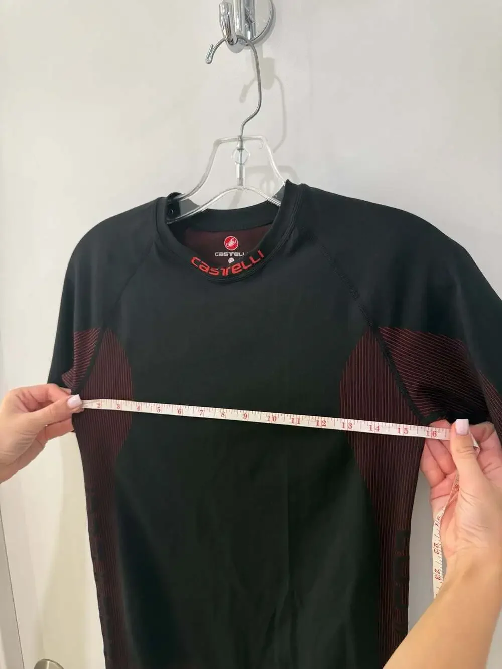 Castelli Core Seamless Short Sleeve Base Layer Black Red Size M